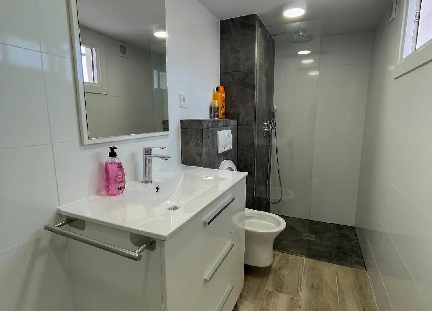 Apartament La Casa De Nona Relax 15 Min Centro Malaga